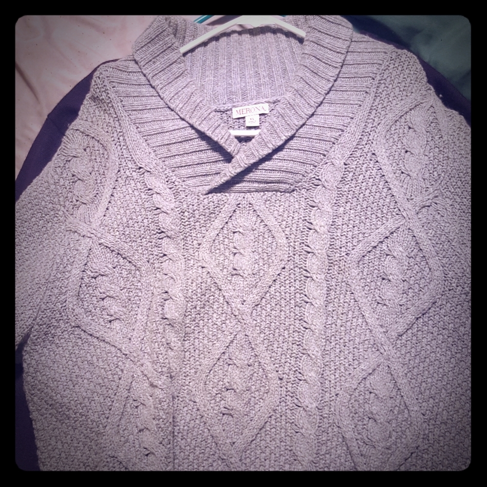 Grey sweater